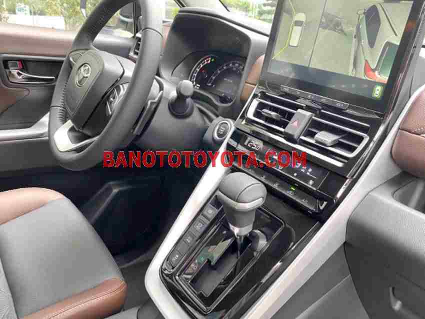 Xe chất - Giá tốt Toyota Innova Cross 2.0 CVT 2025