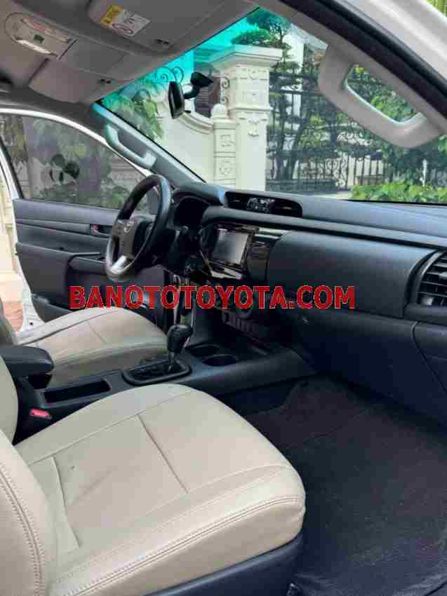 Toyota Hilux 2.4E 4x2 AT 2019 Máy dầu, xe đẹp