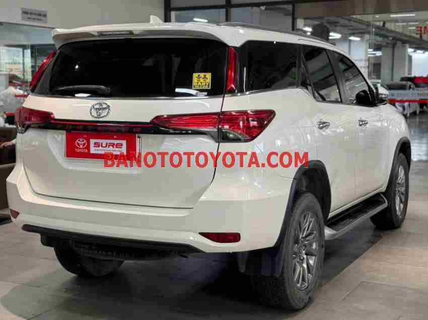 Cần bán Toyota Fortuner 2.7V 4x2 AT 2021 - Số tự động