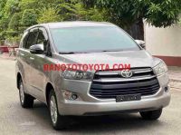 Cần bán xe Toyota Innova 2.0E màu Xám 2017
