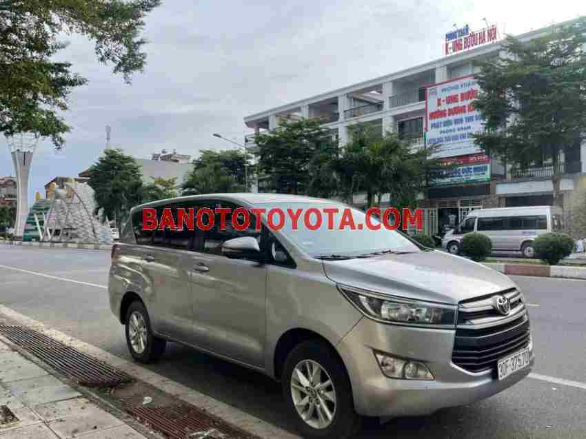 Bán Toyota Innova 2.0E, màu Bạc, Máy xăng, 2018