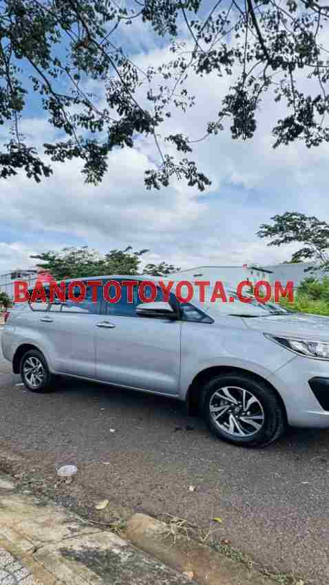 Cần bán nhanh Toyota Innova E 2.0 MT 2021 cực đẹp