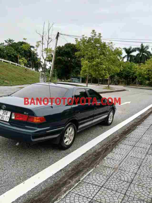 Cần bán xe Toyota Camry Số tay 2001