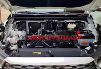 Cần bán gấp Toyota Innova Cross HEV 2.0 CVT đời 2024, màu Trắng