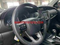 Cần bán gấp xe Toyota Fortuner 2.4L 4x2 AT năm 2023, màu Đen, Số tự động