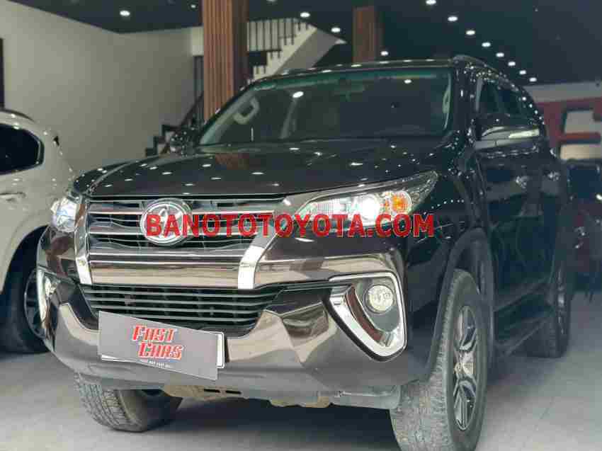 Xe Toyota Fortuner 2.7V 4x2 AT đời 2017 đẹp bán gấp