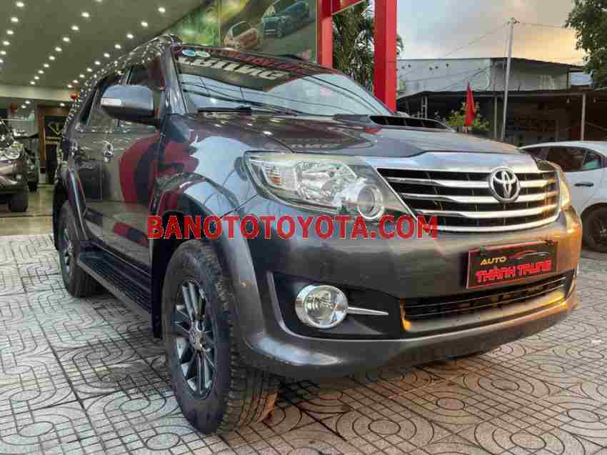 Cần bán gấp Toyota Fortuner 2.5G đời 2016, màu Xám