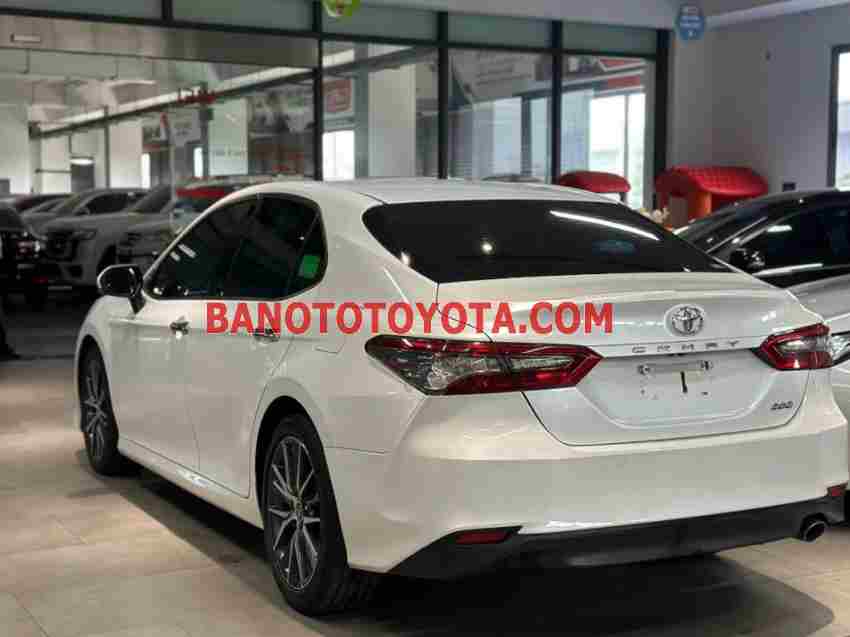 Cần bán xe Toyota Camry 2.0Q 2022 Số tự động màu Trắng