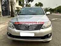 Cần bán gấp xe Toyota Fortuner 2.7V 4x2 AT năm 2013, màu Bạc, Số tự động