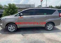 Cần bán xe Toyota Innova 2.0E màu Ghi 2020