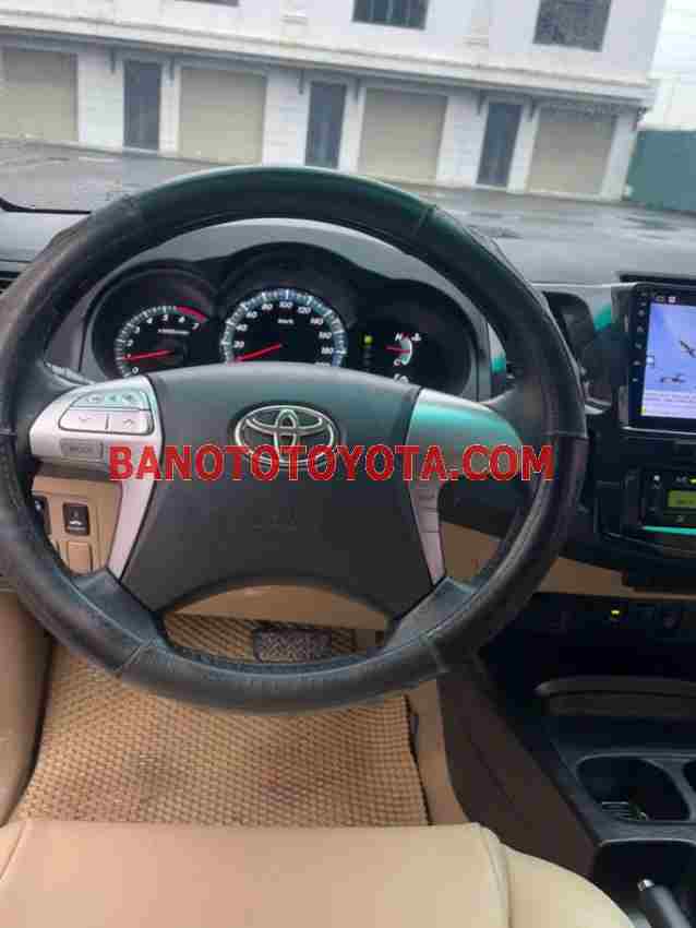 Toyota Fortuner 2.7V 4X2 AT 2016 Số tự động giá đẹp