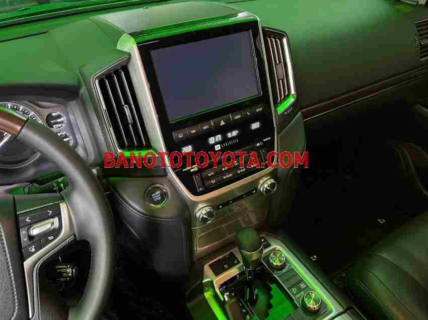Cần bán gấp Toyota Land Cruiser 4.6 V8 đời 2019, màu Đen