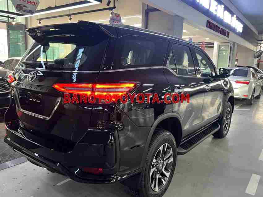 Toyota Fortuner 2.7L 4x2 AT 2025 Số tự động - siêu đẹp