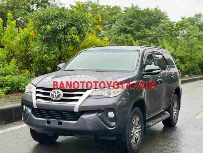 Toyota Fortuner 2.4G 4x2 MT 2017 Số tay cực đẹp!