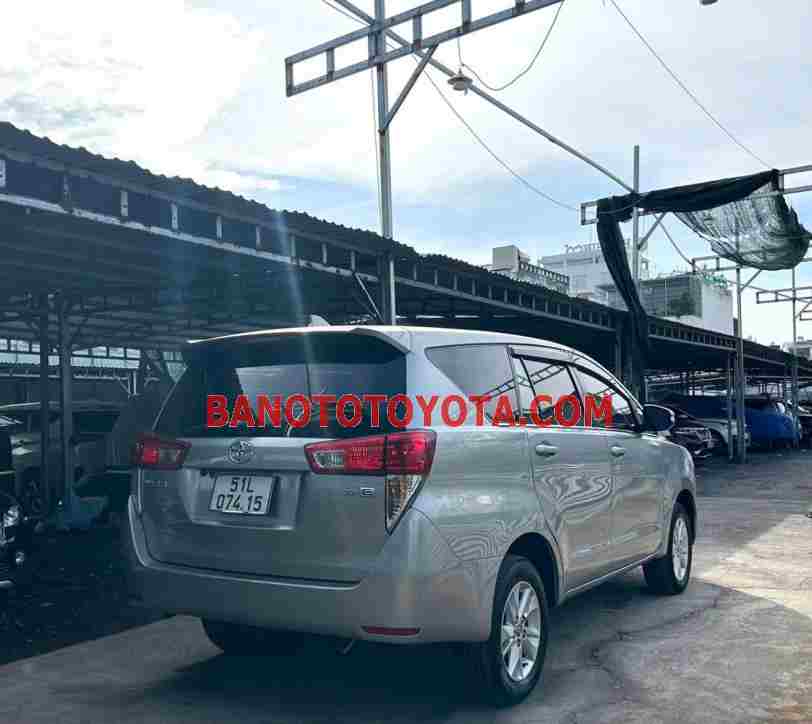 Cần bán gấp Toyota Innova 2.0E năm 2016 giá cực tốt