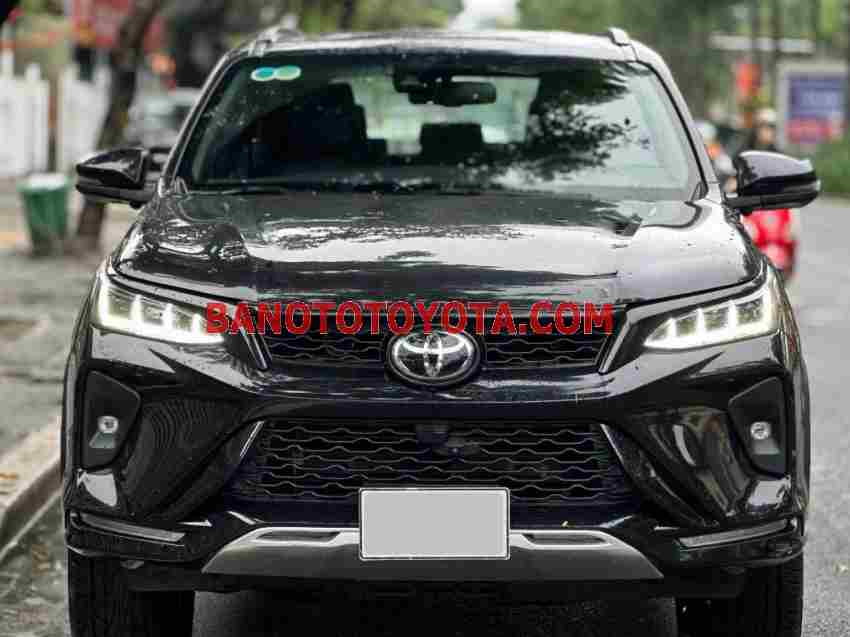 Cần bán xe Toyota Fortuner 2.8V 4x4 AT Legender sx 2021