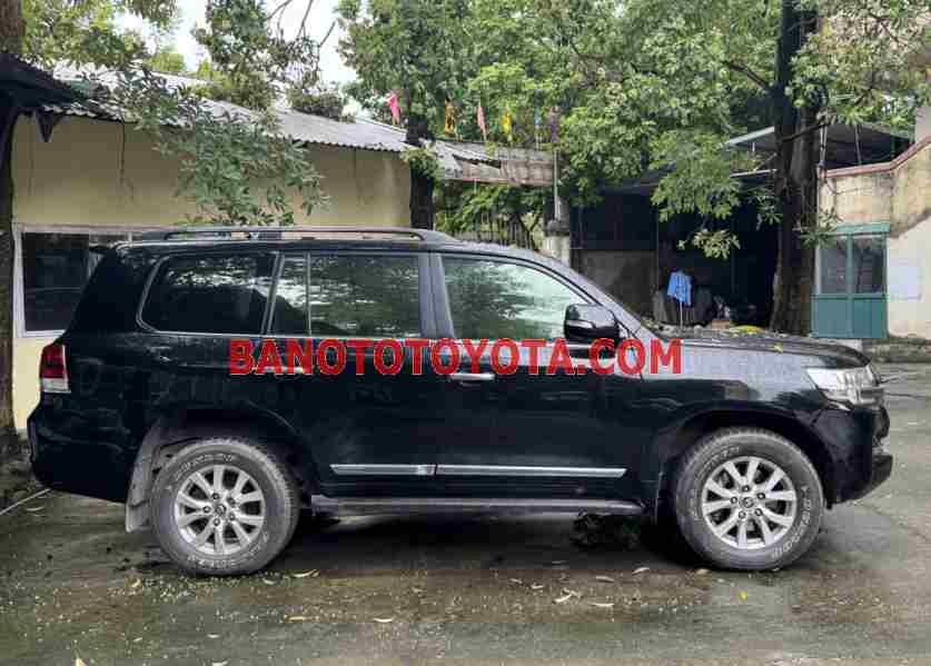 Cần bán Toyota Land Cruiser VX 4.6 V8 2016, xe đẹp giá rẻ bất ngờ