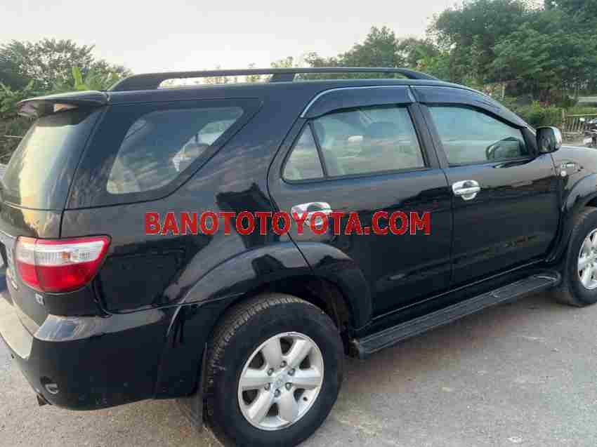 Bán Toyota Fortuner 2.7V 4x4 AT, màu Đen, Máy xăng, 2011