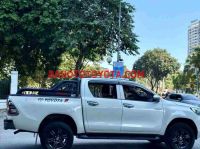 Cần bán Toyota Hilux 2.4L 4x2 AT Máy dầu 2021 màu Trắng