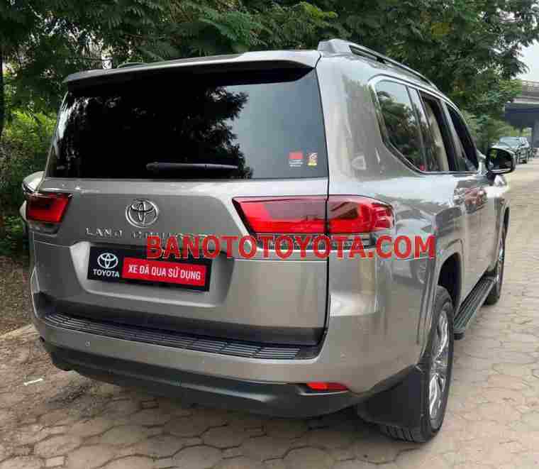 Toyota Land Cruiser 3.5 V6 model 2024 xe chuẩn hết ý