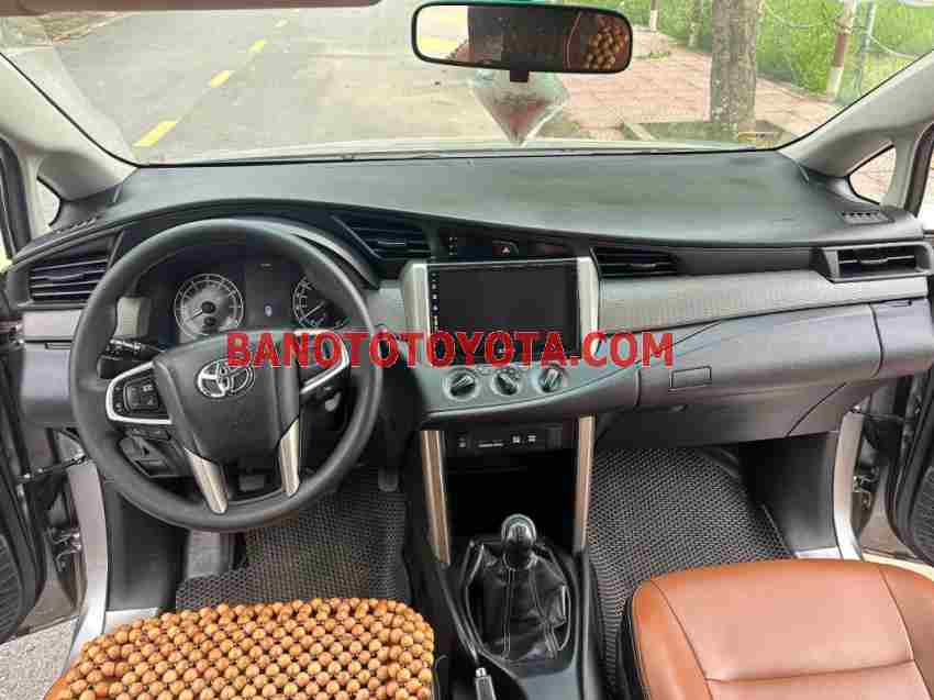 Toyota Innova 2.0E 2017 Máy xăng, xe đẹp
