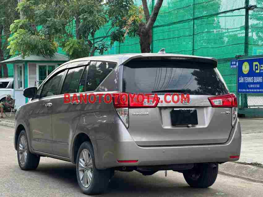 Toyota Innova 2.0V sản xuất 2019 cực chất!