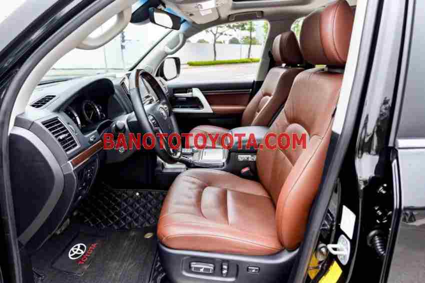 Bán xe Toyota Land Cruiser 5.7 V8 sx 2016 - giá rẻ
