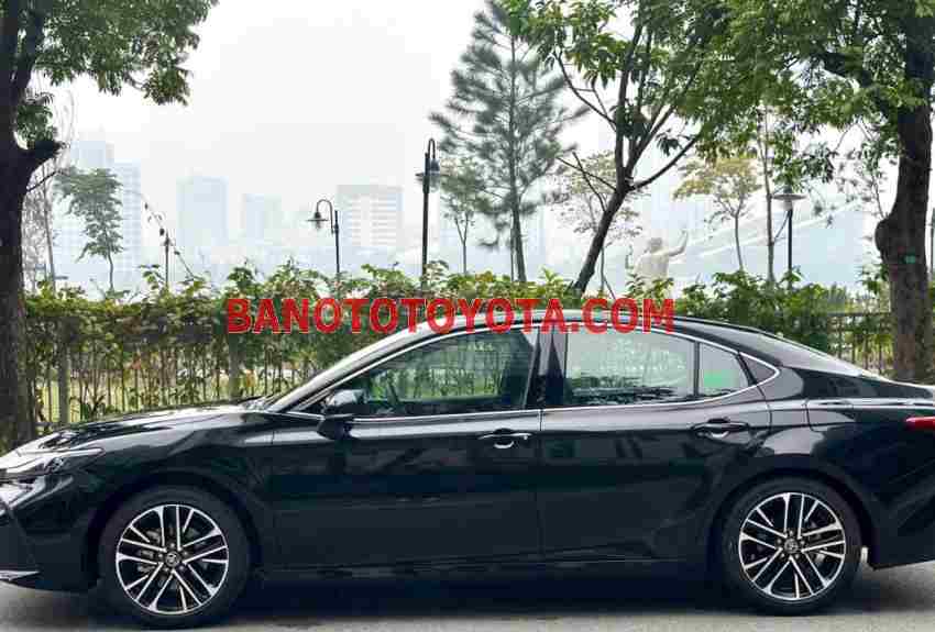 Toyota Camry 2.0Q 2025 Số tự động cực đẹp!