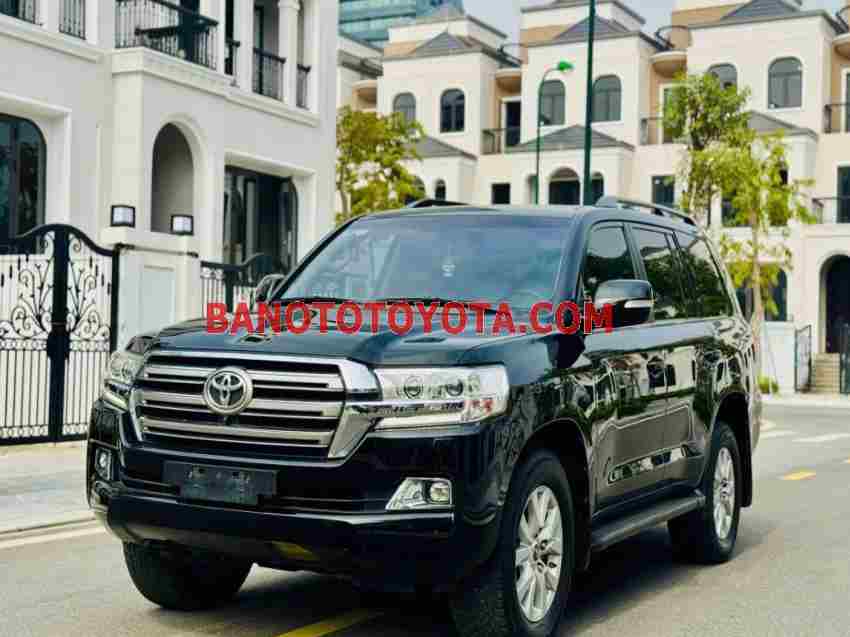 Toyota Land Cruiser 4.6 V8 sản xuất 2020 cực chất!