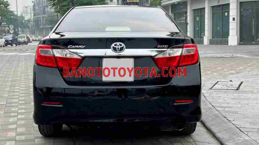 Cần bán xe Toyota Camry 2.0E sx 2013