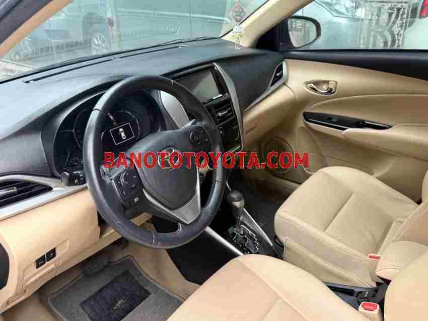 Cần bán gấp xe Toyota Vios 1.5G 2020 màu Bạc