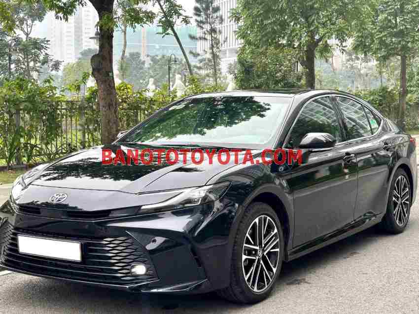 Toyota Camry 2.0Q 2025 - Giá tốt