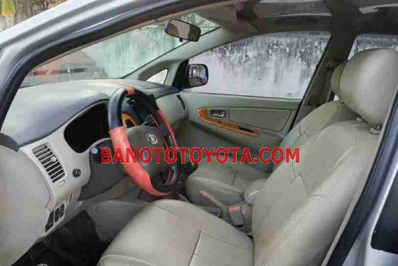 Toyota Innova G model 2010 xe chuẩn hết ý