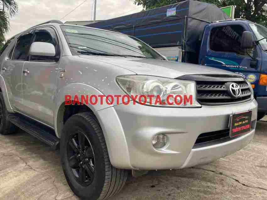 Toyota Fortuner 2.5G năm 2009 cần bán