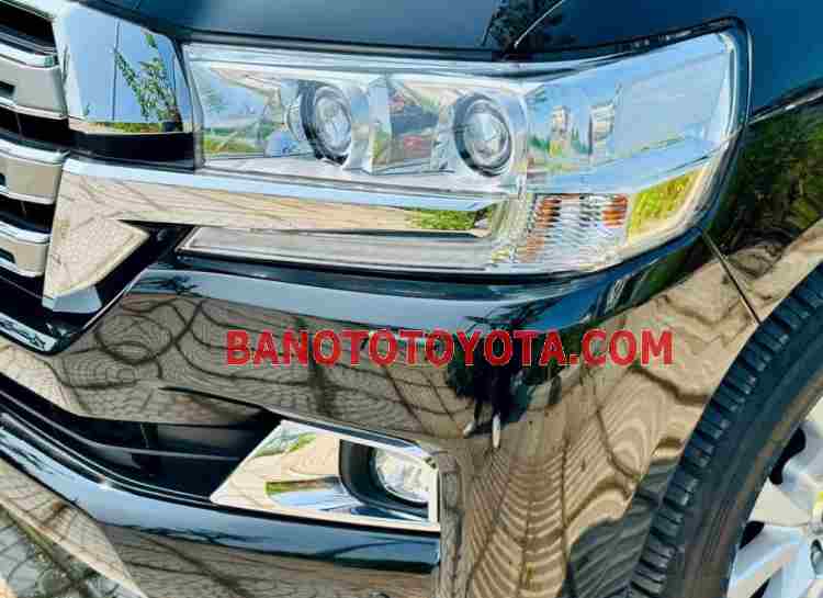 Xe Toyota Land Cruiser 4.6 V8 đời 2019 đẹp bán gấp