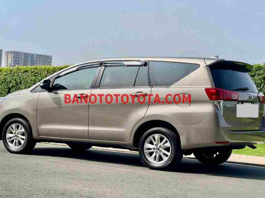 Cần bán gấp Toyota Innova 2.0G 2017 - Xe đẹp - Giá tốt