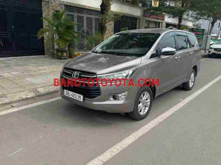 Cần bán Toyota Innova 2.0E Máy xăng 2019 màu Đồng