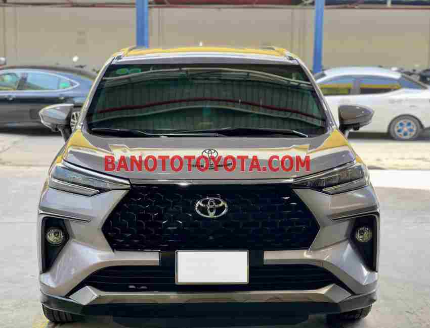 Cần bán Toyota Veloz Cross Top 1.5 CVT Máy xăng 2022 màu Bạc