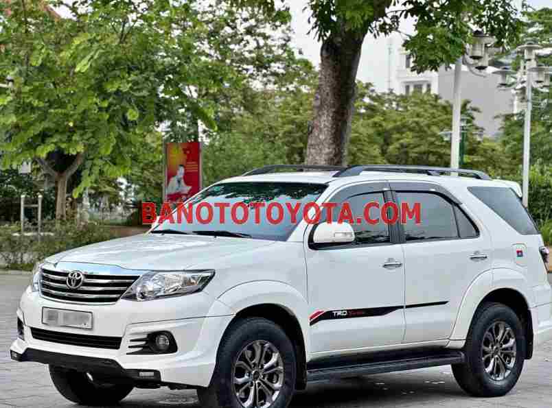 Cần bán Toyota Fortuner TRD Sportivo 4x2 AT Máy xăng 2016 màu Trắng