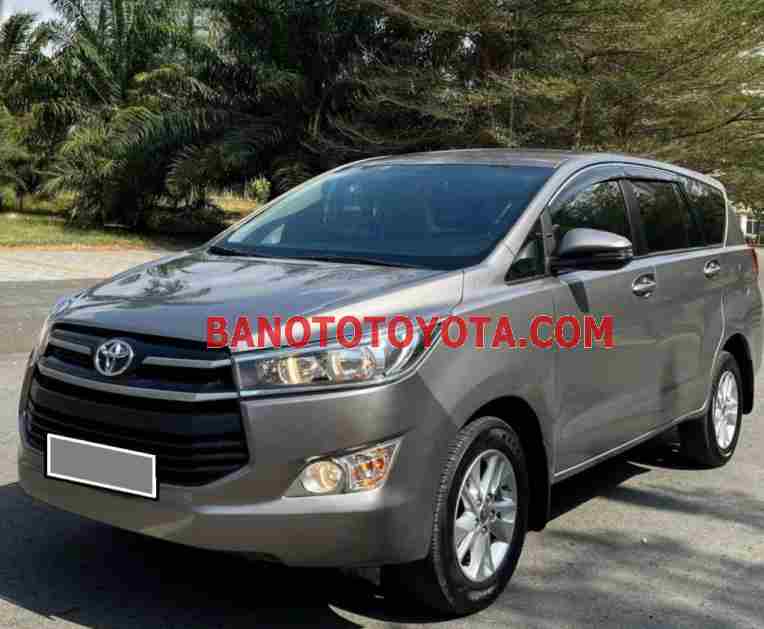 Cần bán xe Toyota Innova 2.0E đời 2020