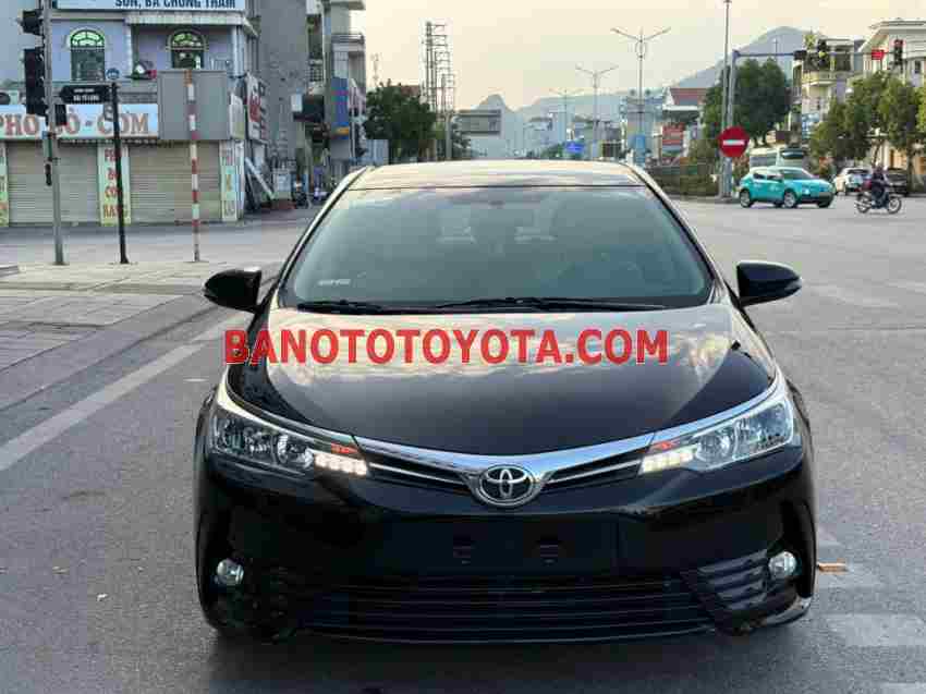 Cần bán xe Toyota Corolla altis 1.8G AT 2019 Số tự động màu Đen