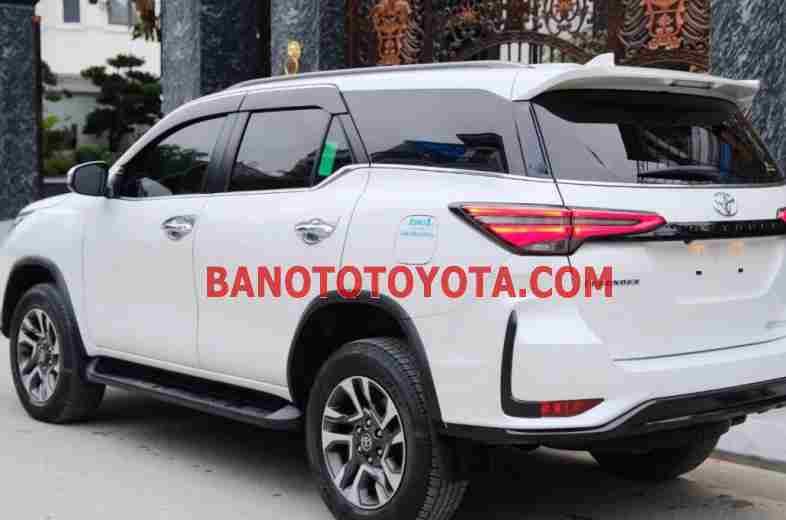 Bán xe Toyota Fortuner Legender 2.4L 4x2 AT sx 2024 - giá rẻ