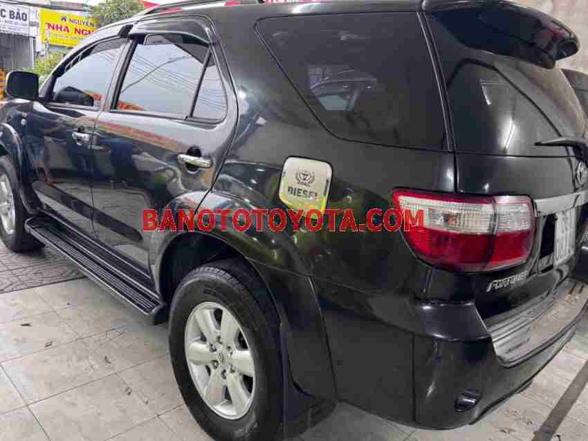 Cần bán Toyota Fortuner 2.5G 2010, xe đẹp giá rẻ bất ngờ
