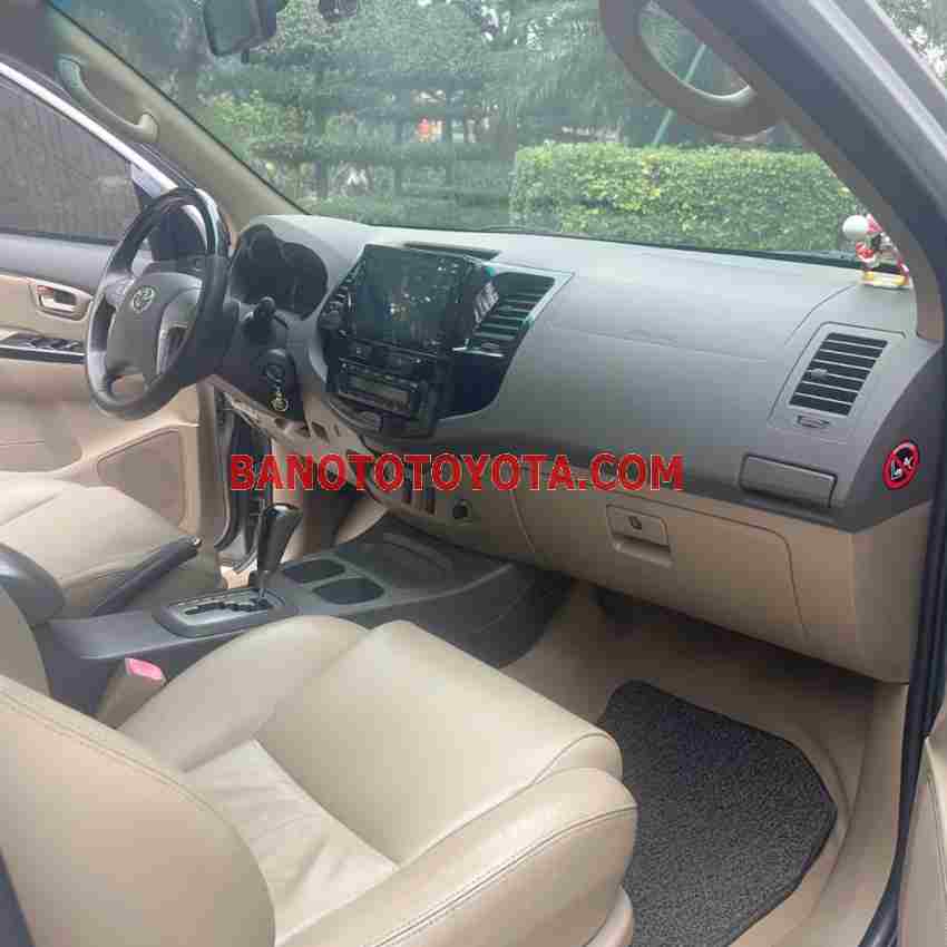 Cần bán Toyota Fortuner 2.7V 4x2 AT 2013 xe đẹp