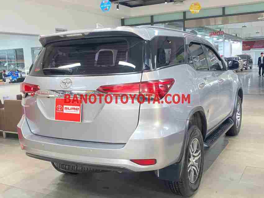 Cần bán Toyota Fortuner 2.7V 4x2 AT 2021, xe đẹp giá rẻ bất ngờ