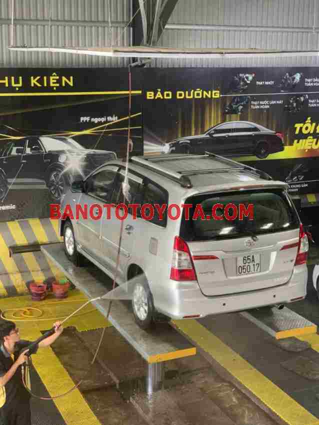 Toyota Innova 2.0E sản xuất 2014 cực chất!