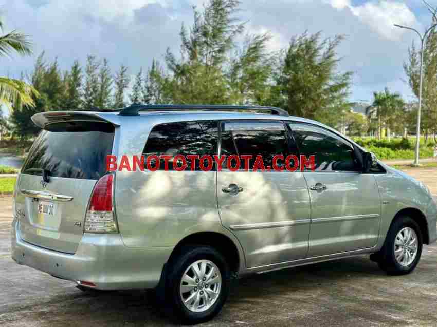 Cần bán Toyota Innova G đời 2009