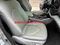 Cần bán xe Toyota Highlander Limited Hybrid 2.5 AWD màu Bạc 2020