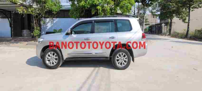 Toyota Land Cruiser 2016 Suv màu Trắng