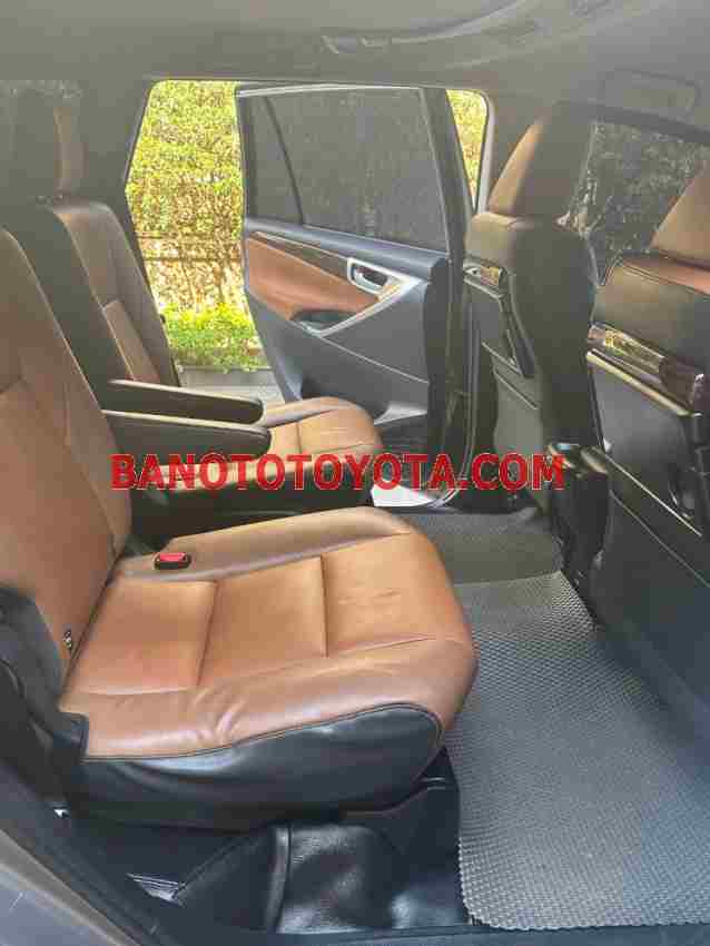 Bán Toyota Innova 2.0V 2019 - Ghi